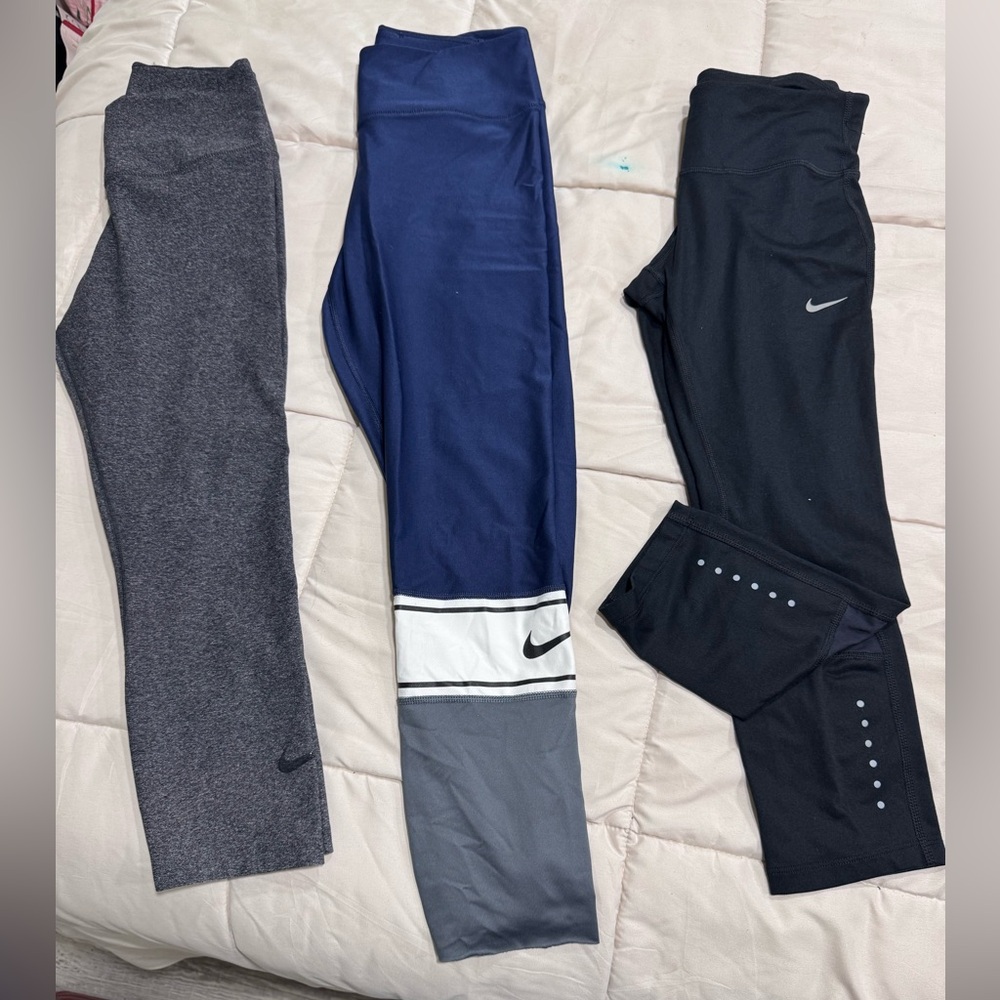 3 pairs of Nike